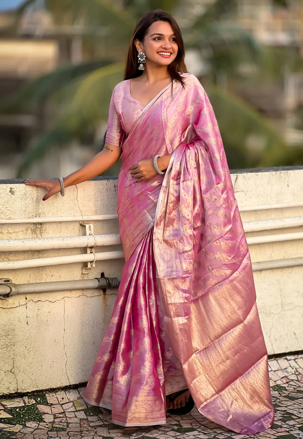 Pink Tissue Silk Saree With Blouse 298475