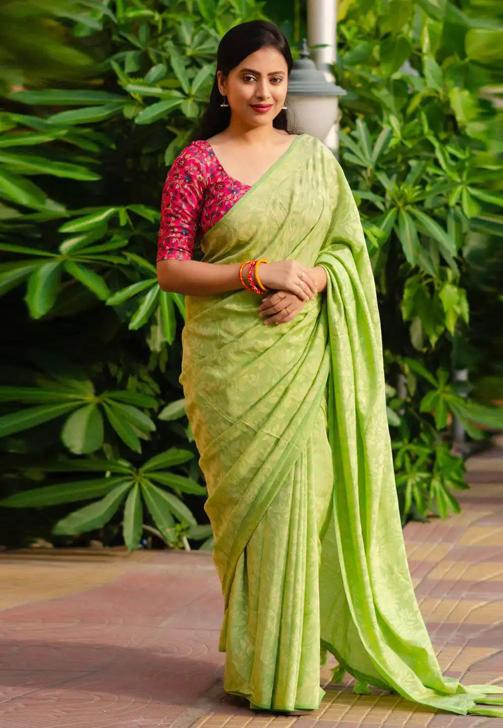 Pista Green Jute Silk Saree With Blouse 289721