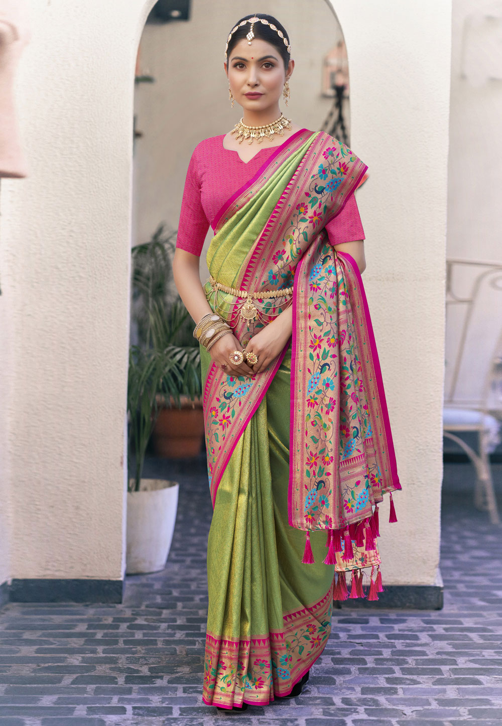 Pista Green Silk Saree With Blouse 287005