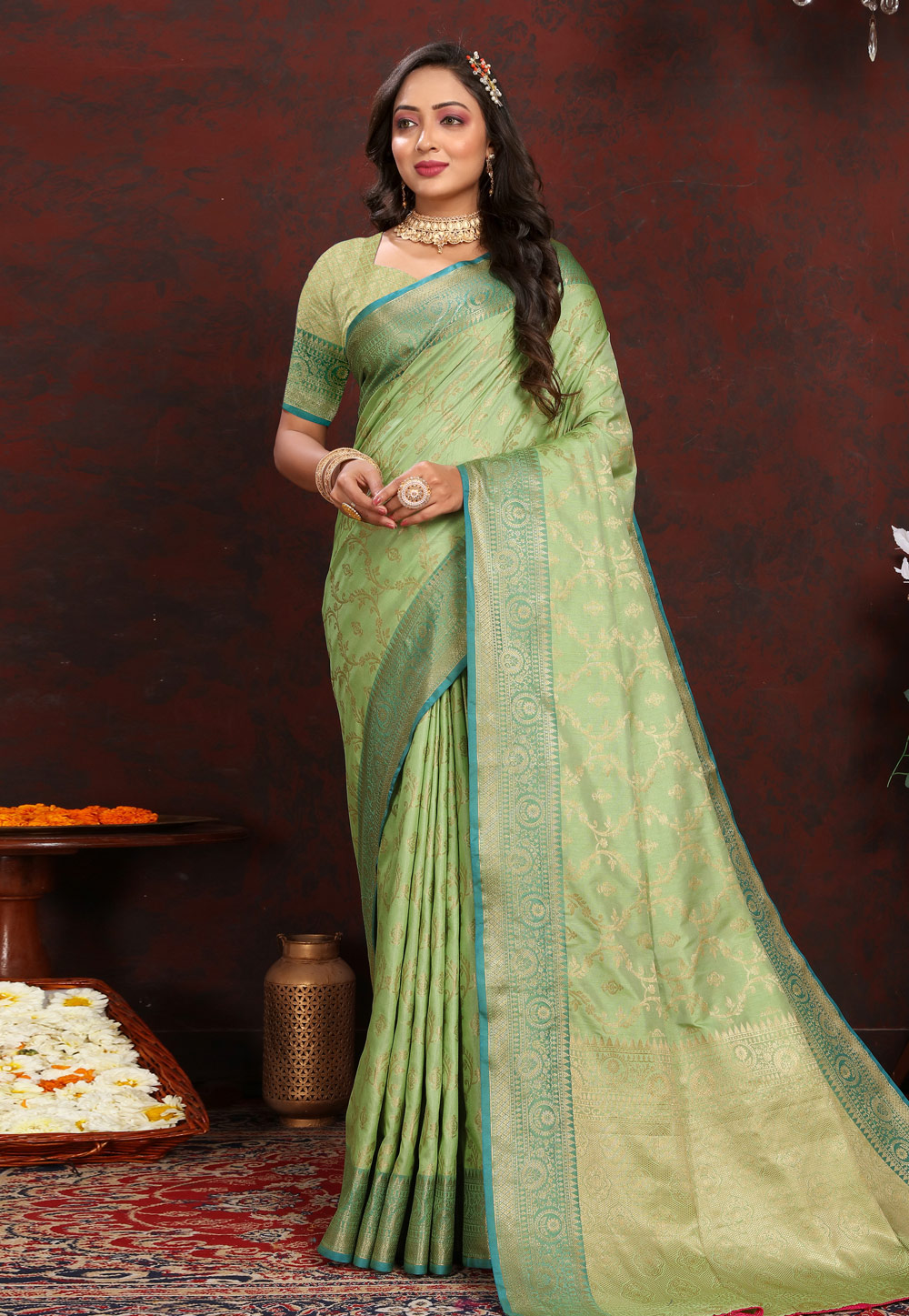 Pista Green Silk Saree With Blouse 286297