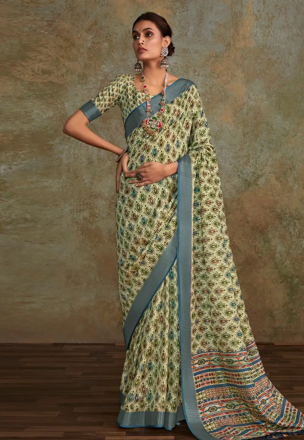 Pista Green Silk Saree With Blouse 289080