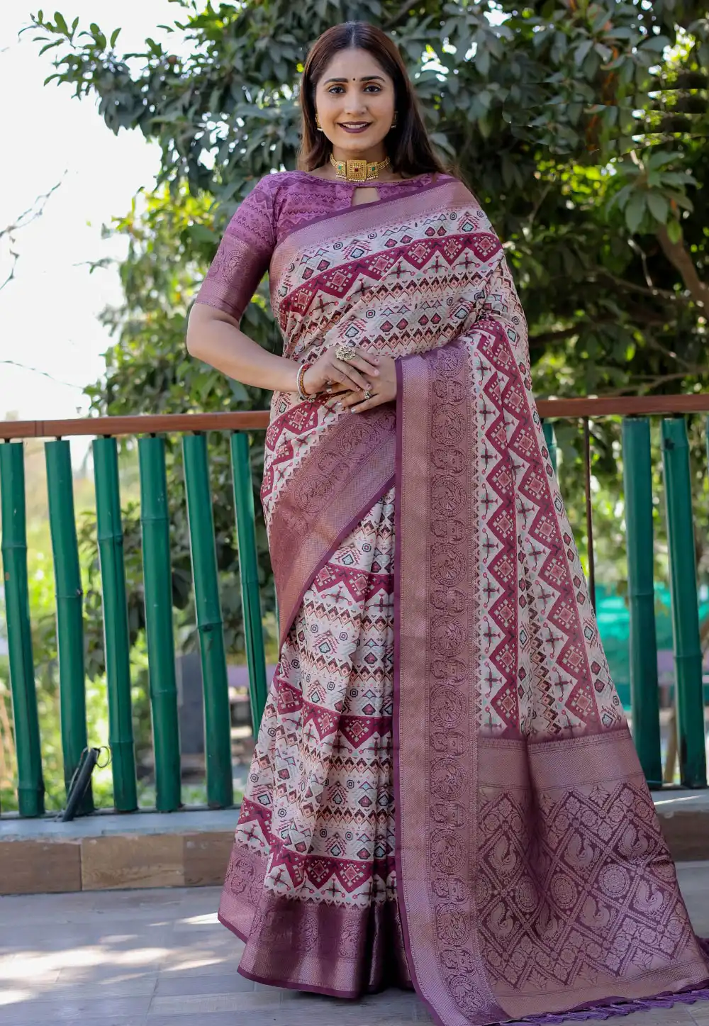 Purple Silk Saree With Blouse 294658