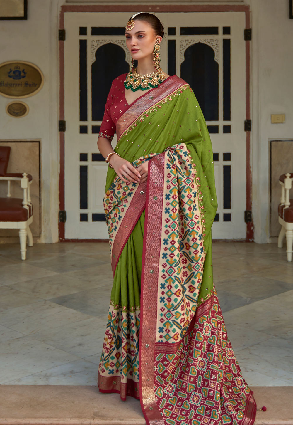 Green Patola Silk Saree With Blouse 251874