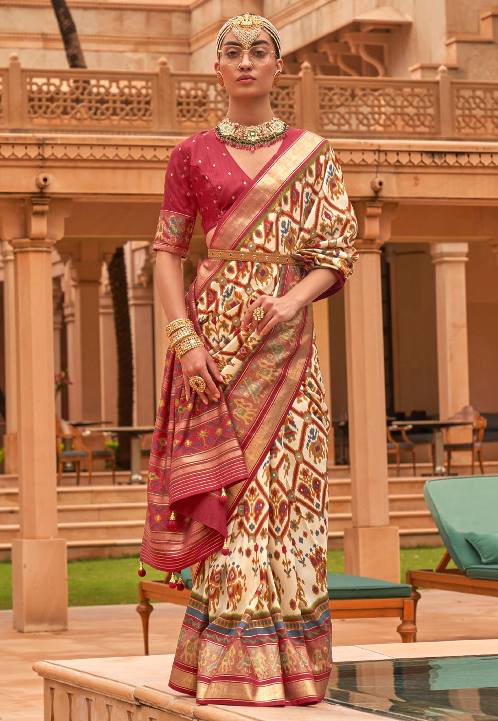 Off White Silk Saree With Blouse 255423