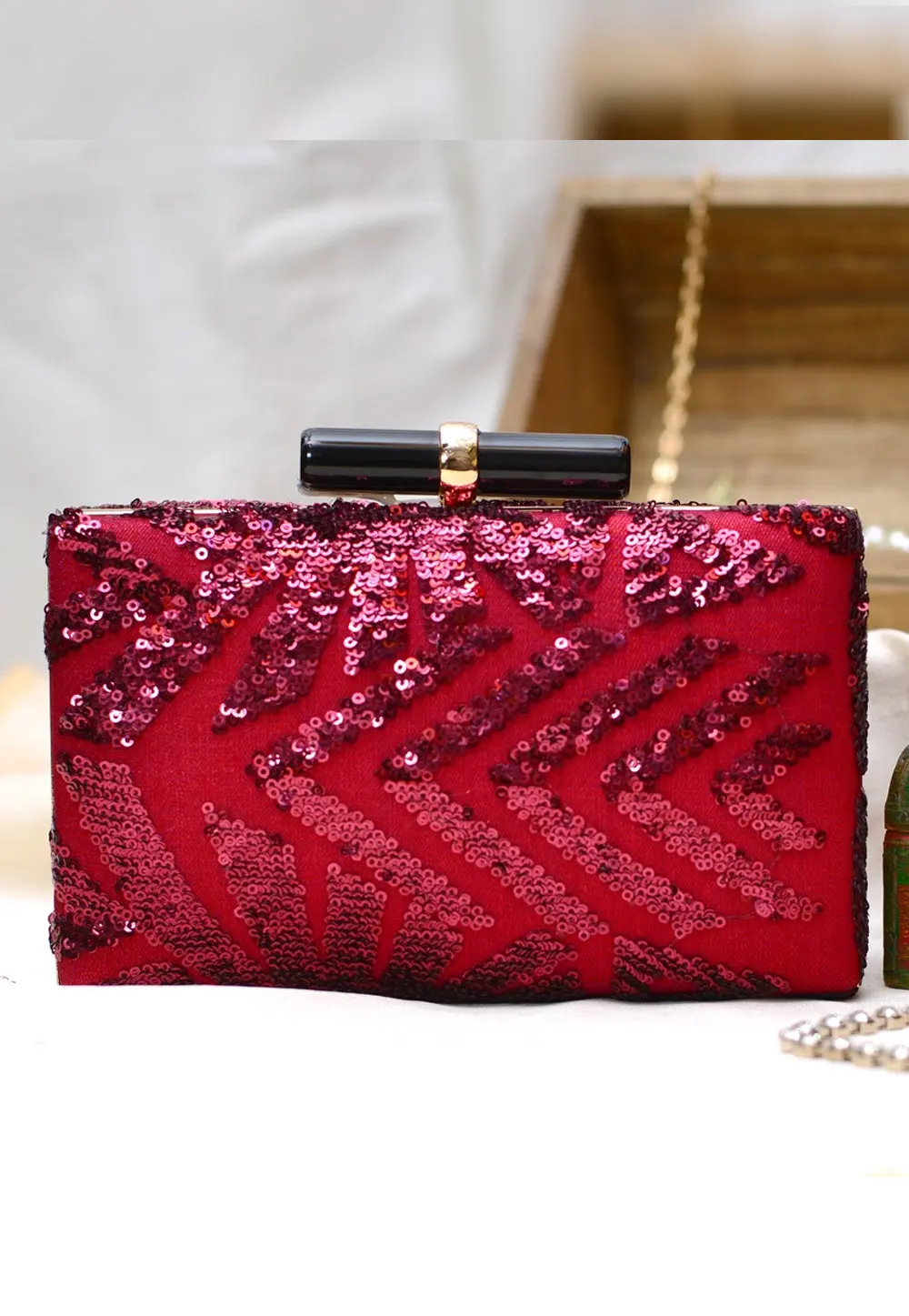 Red Art Silk Clutch 300954