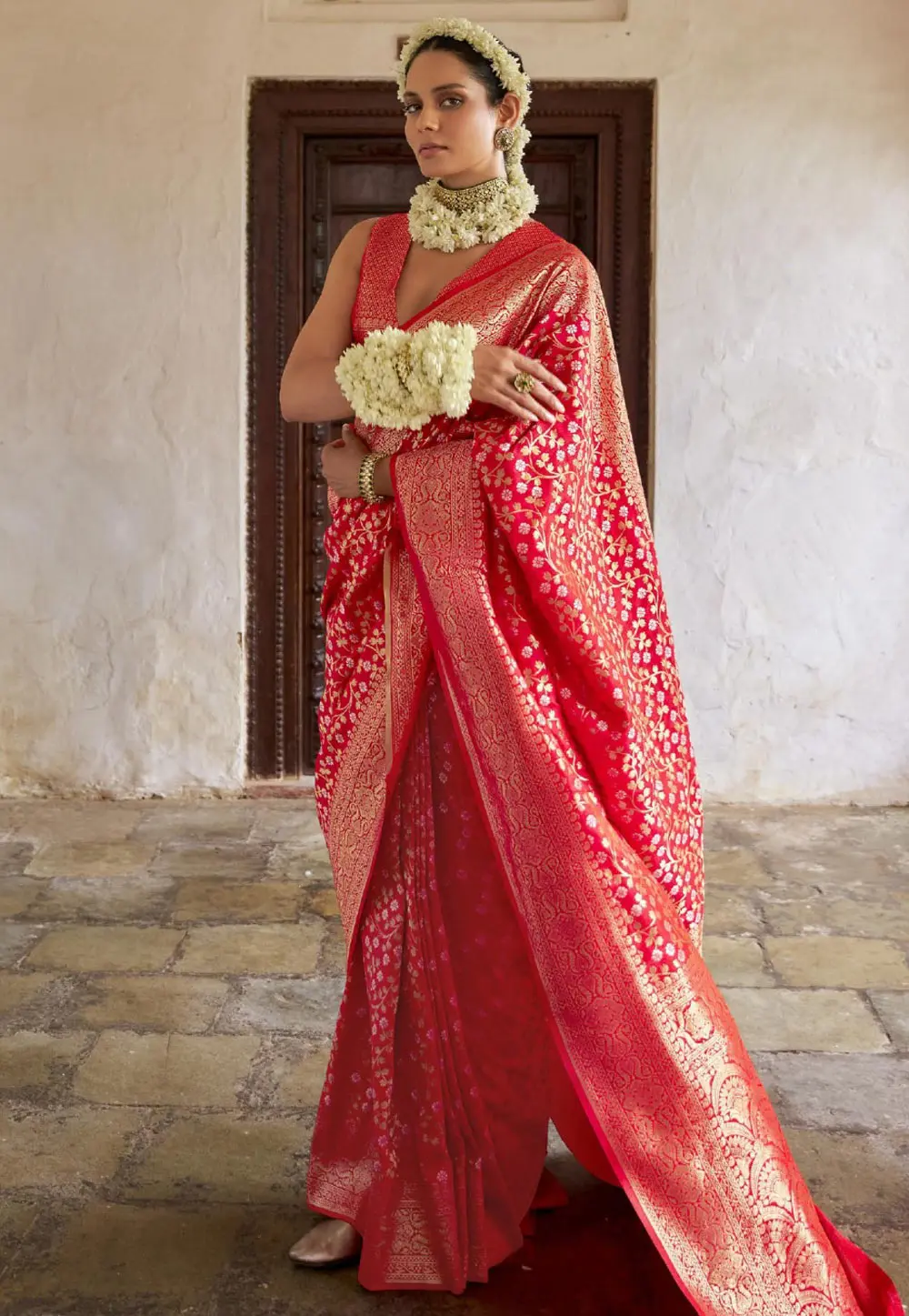 Red Banarasi Silk Saree With Blouse 298862