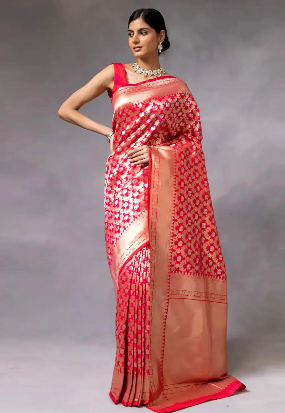 Red Banarasi Silk Saree With Blouse 293051