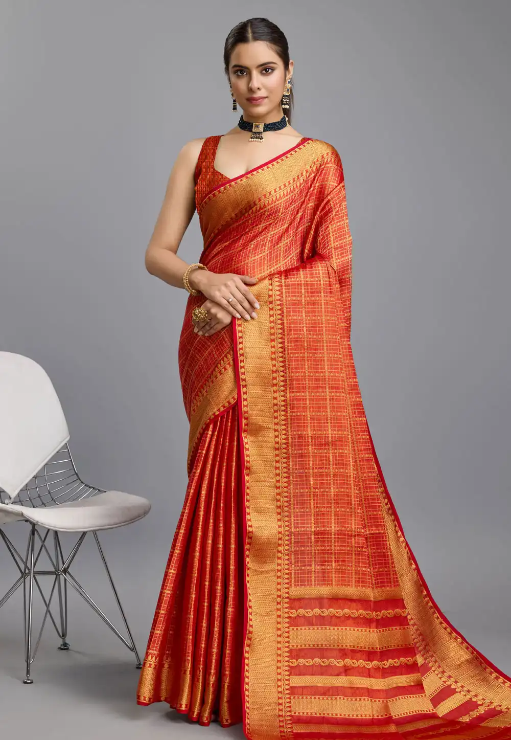 Red Brocade Saree With Blouse 289292
