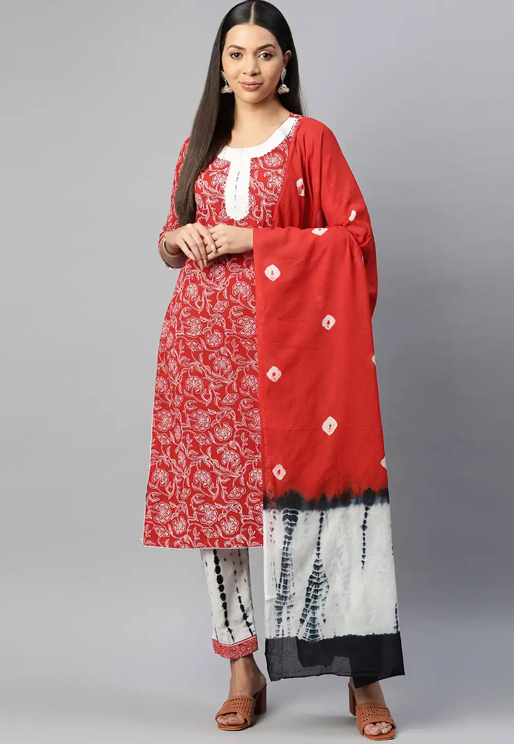 Red Cotton Readymade Pakistani Suit 292609