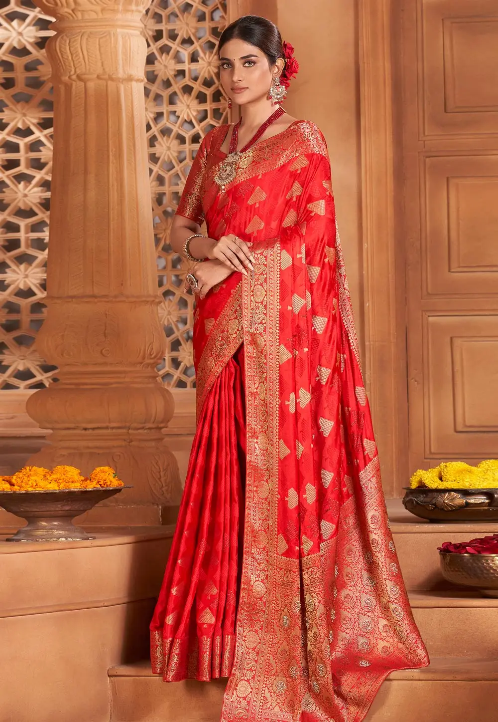 Red Satin Silk Saree With Blouse 295180