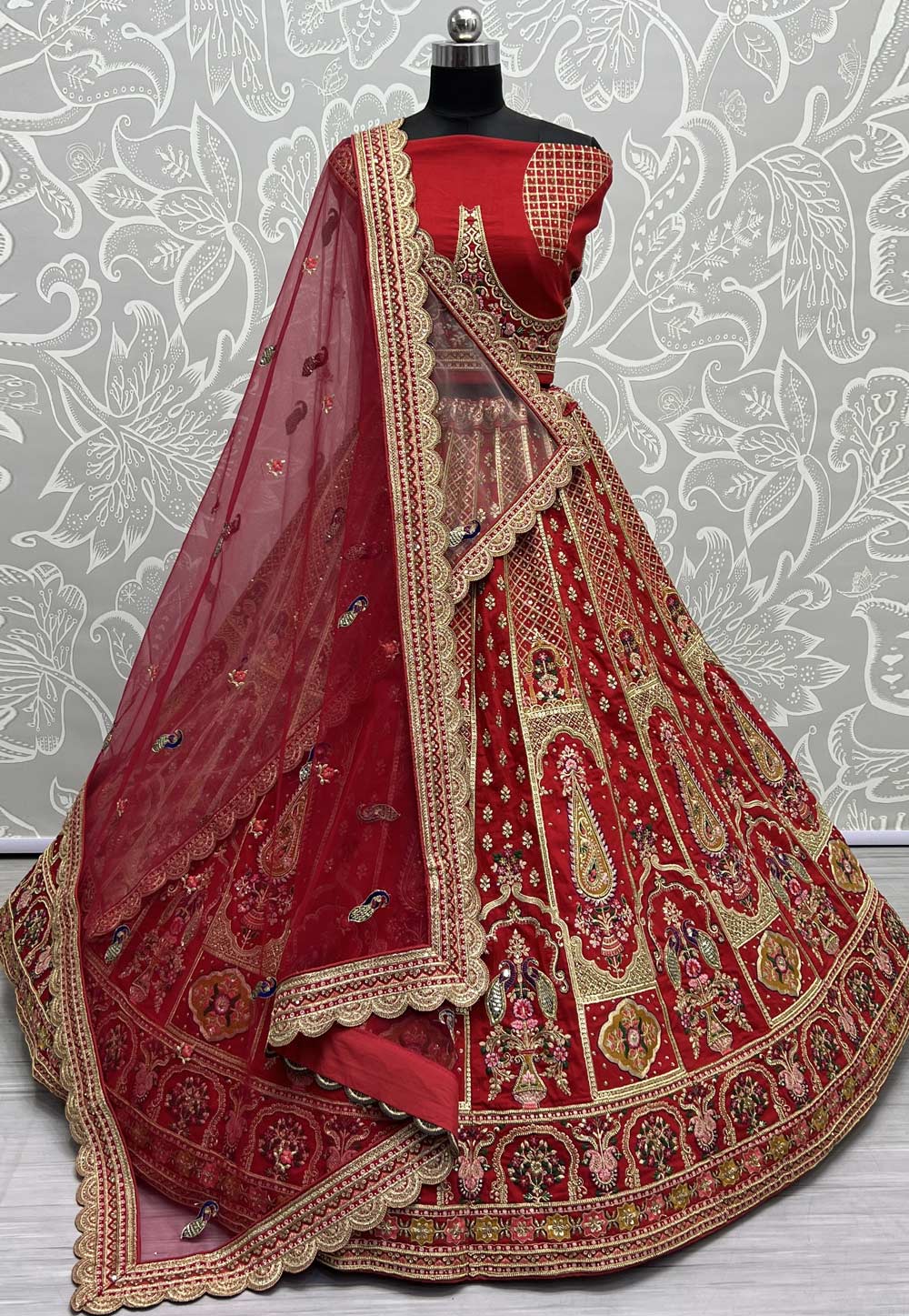 Red Silk Bridal Lehenga Choli 280013