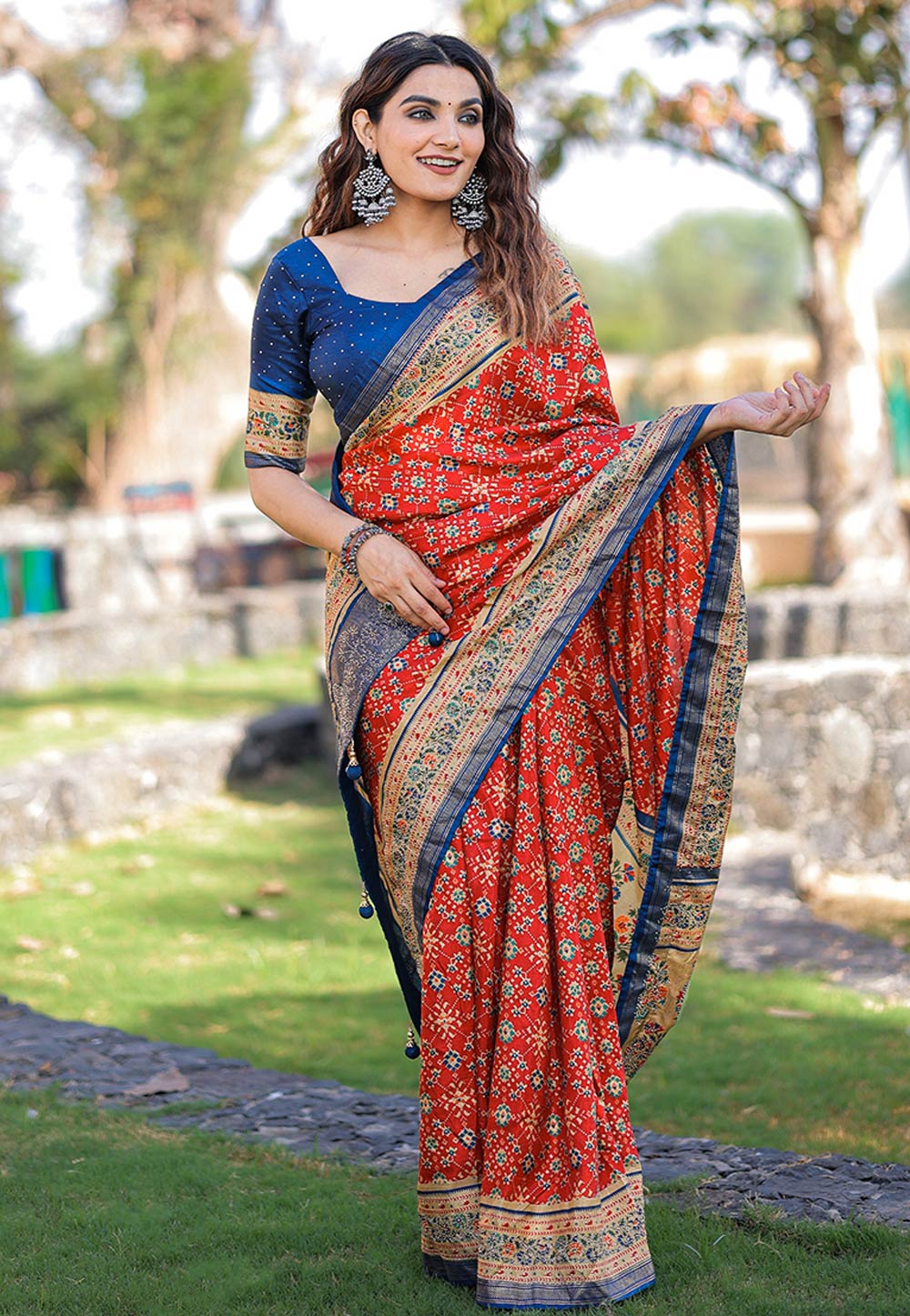 Red Silk Saree With Blouse 279813