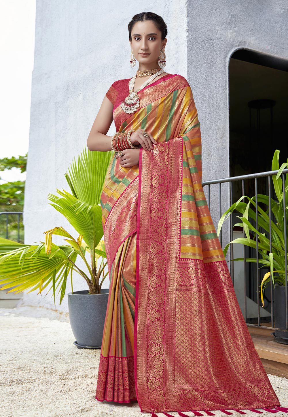 Red Silk Saree With Blouse 286984