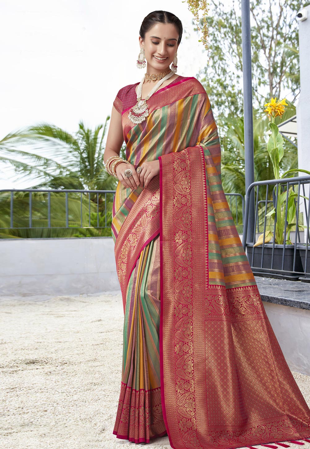 Red Silk Saree With Blouse 286987