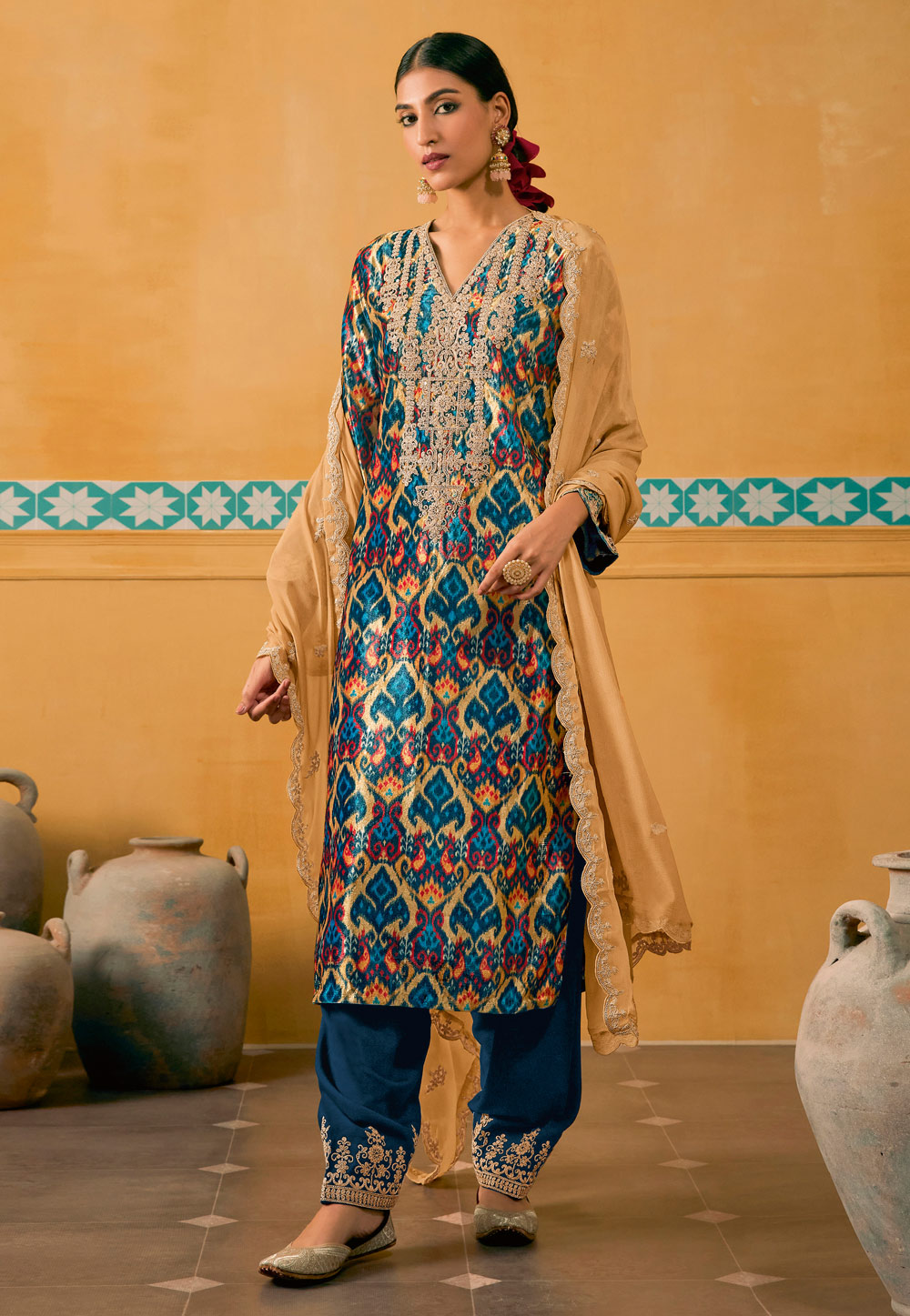 Blue Velvet Kameez With Pant 275789