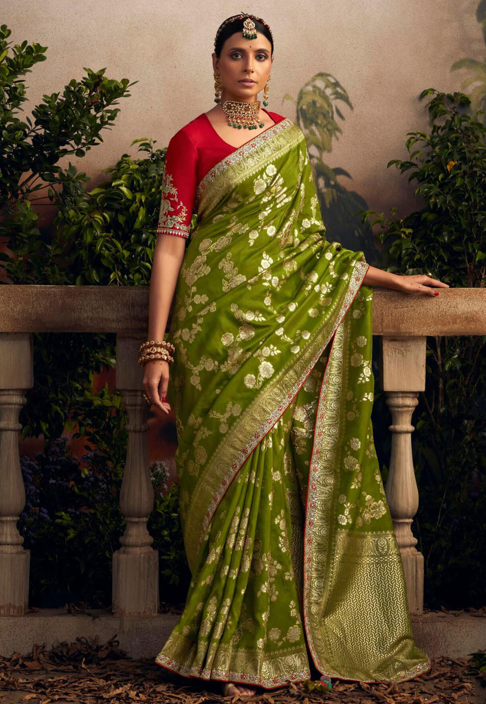Mehndi Viscose Saree With Blouse 275598