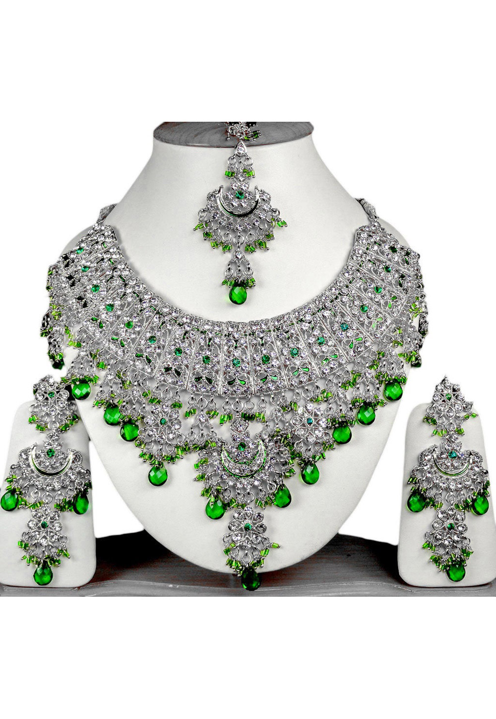 Green Alloy Necklace Set Earrings and Maang Tikka 196273