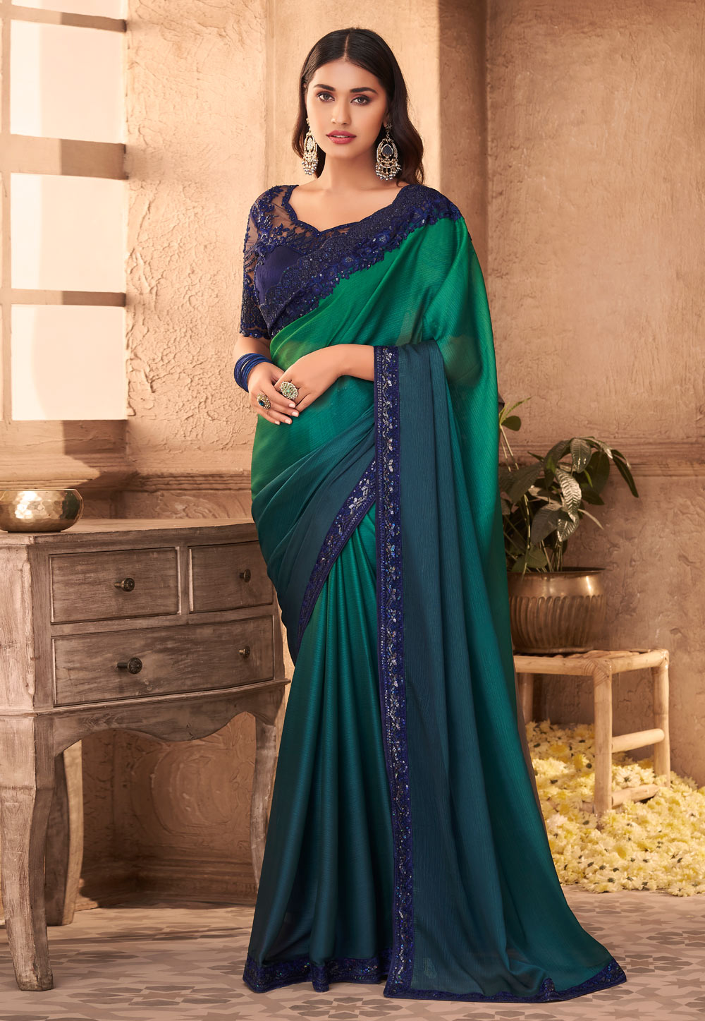 Green Silk Saree With Blouse 240293