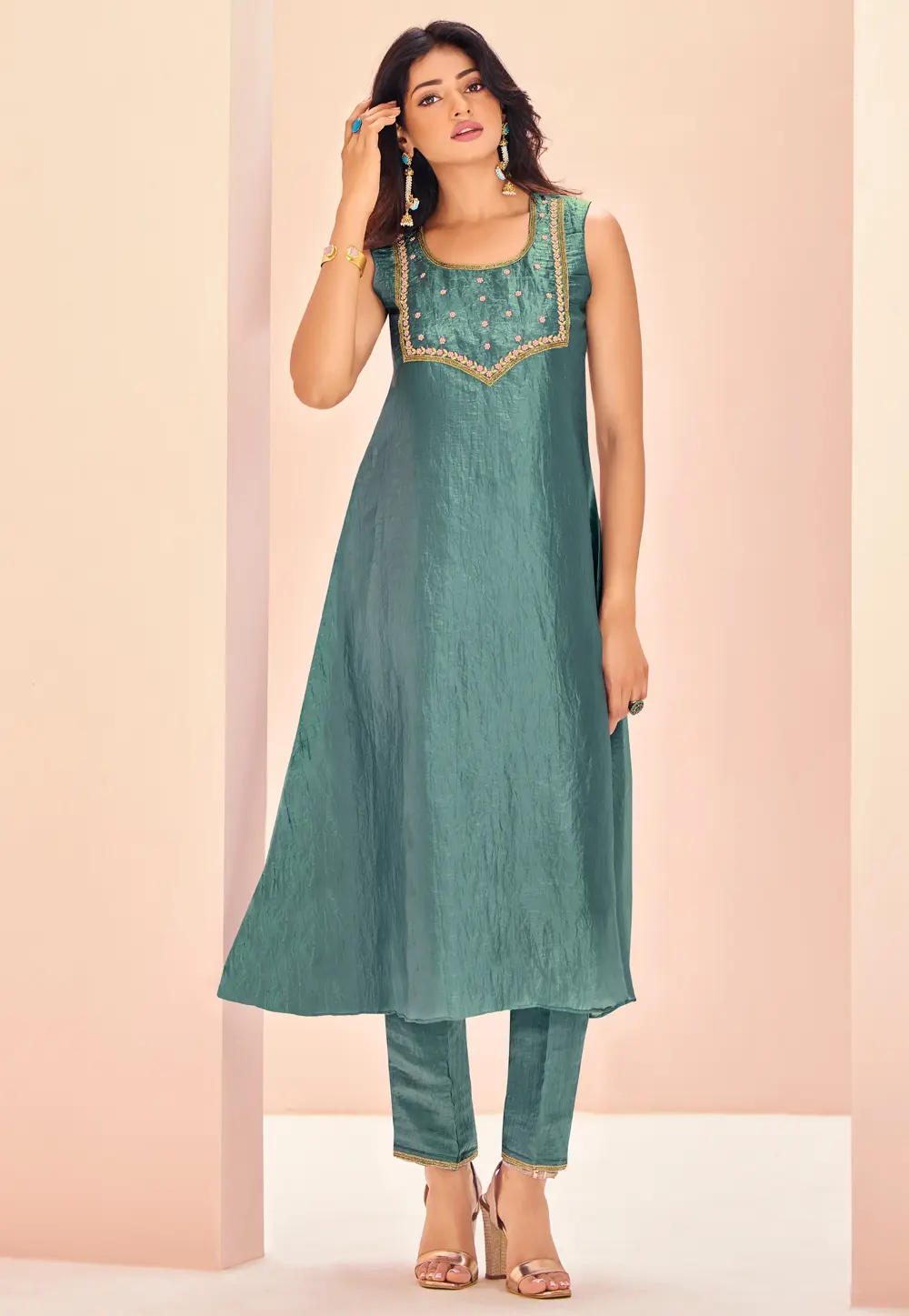 Sea Green Organza Kurta Set With Pent 298457