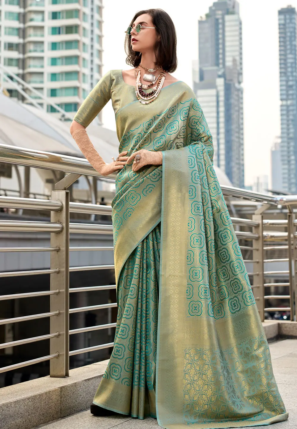 Sea Green Silk Saree With Blouse 302850