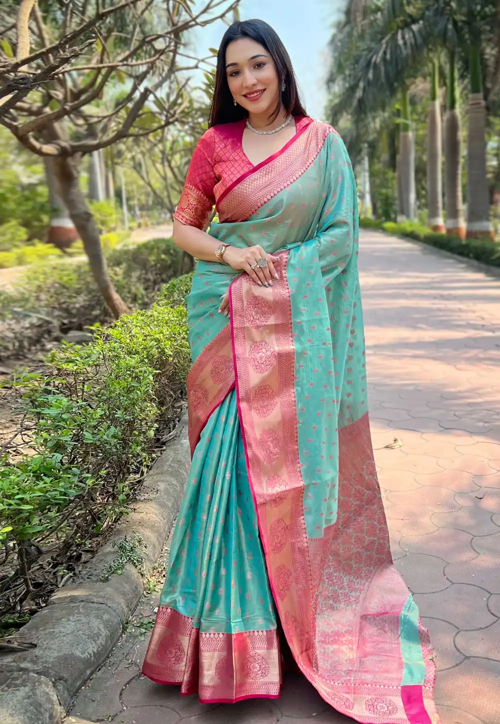 Sea Green Tissue Silk Saree With Blouse 293576