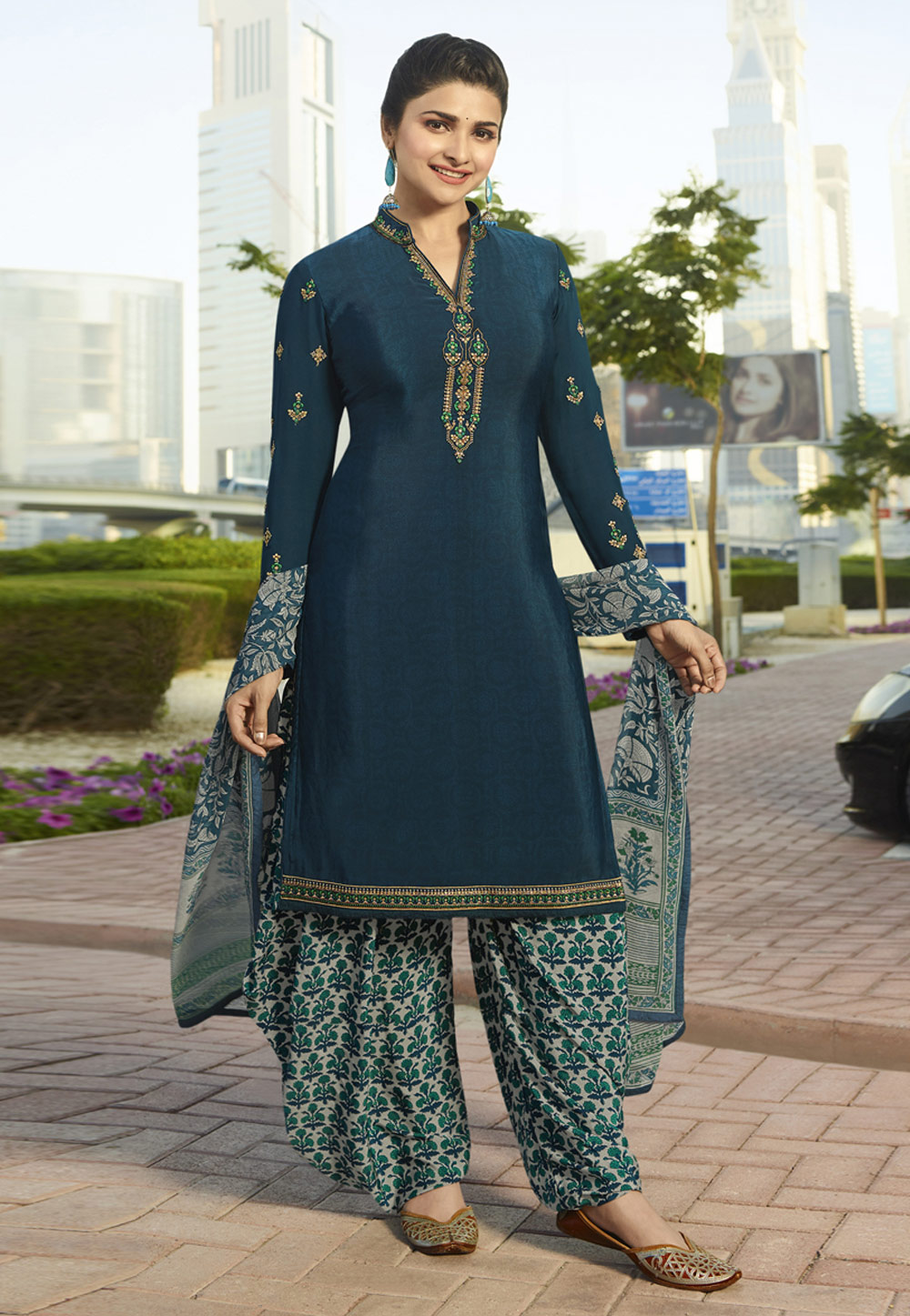 Prachi Desai Blue Crepe Punjabi Suit 157406