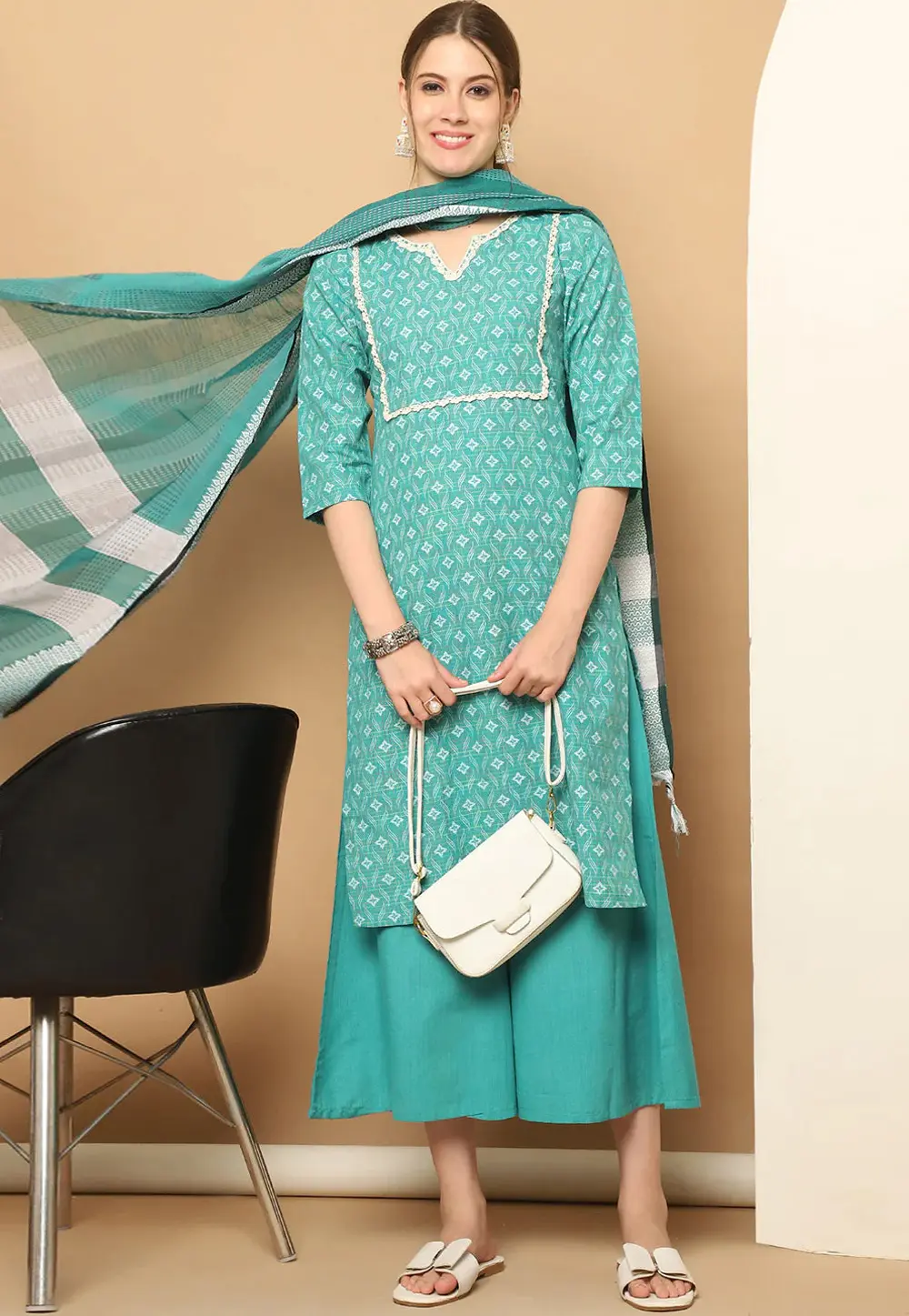 Sky Blue Cotton Readymade Pakistani Suit 298350