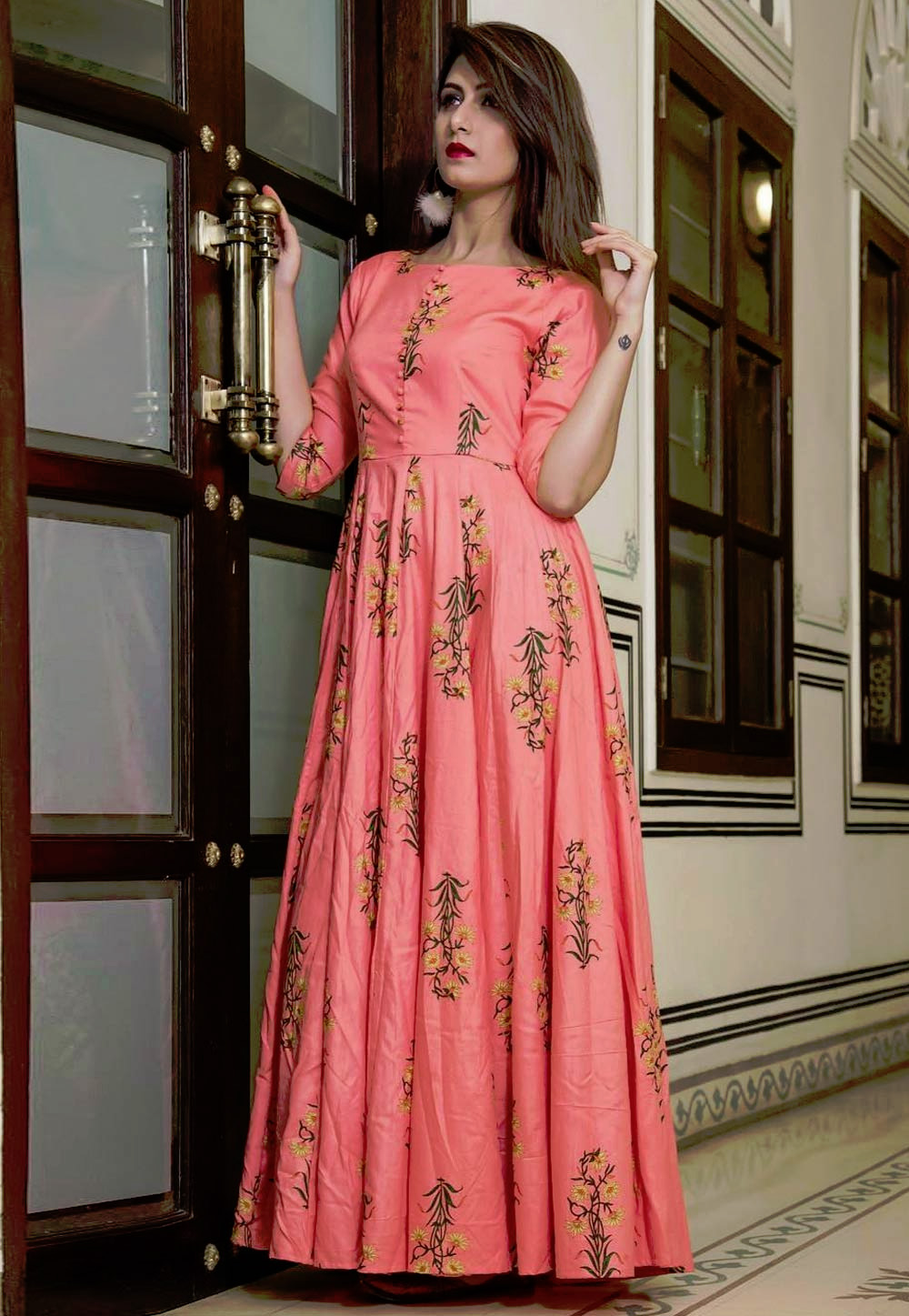Pink Muslin Readymade Gown 163084