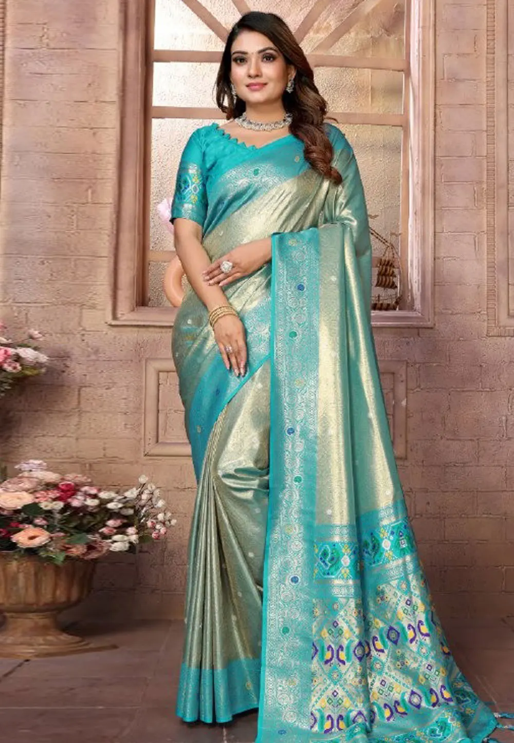 Teal Banarasi Silk Saree With Blouse 302650