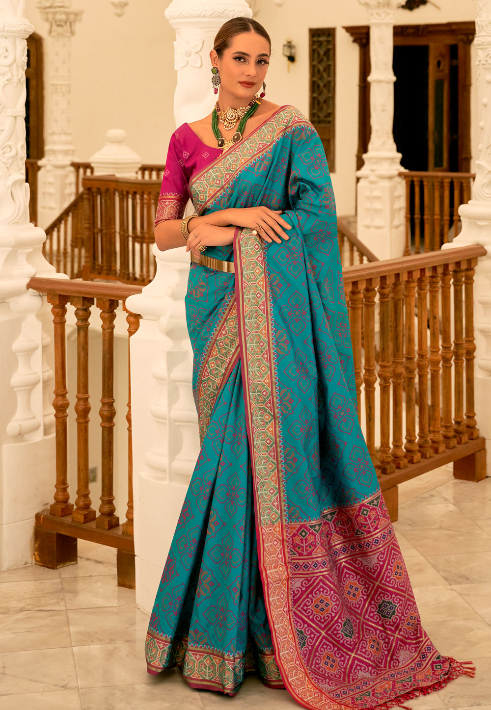 Teal Banarasi Silk Saree With Blouse 286141