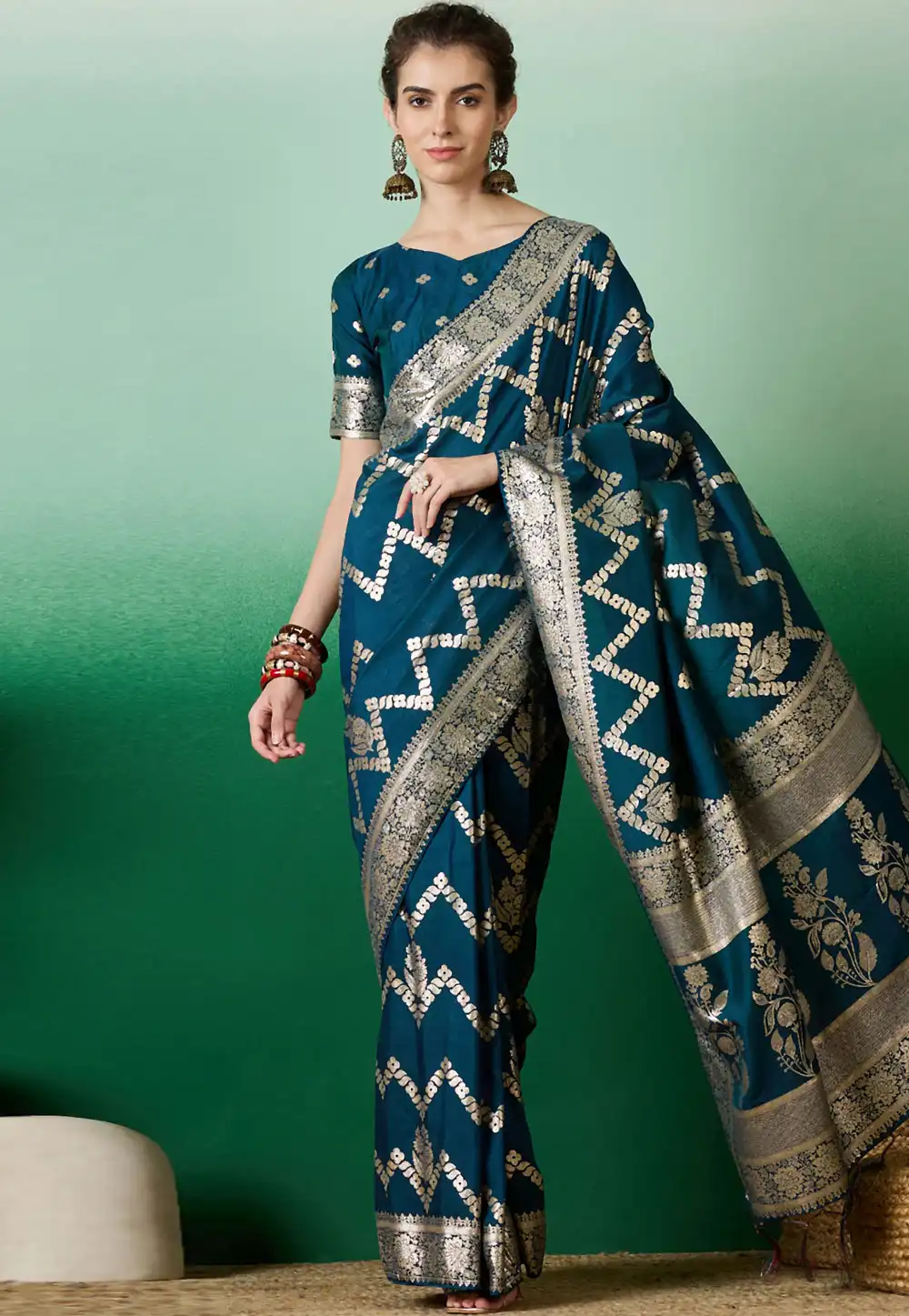 Teal Jacquard Silk Saree With Blouse 289623