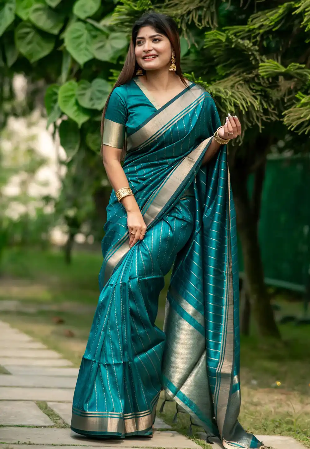 Teal Raw Silk Saree With Blouse 290846