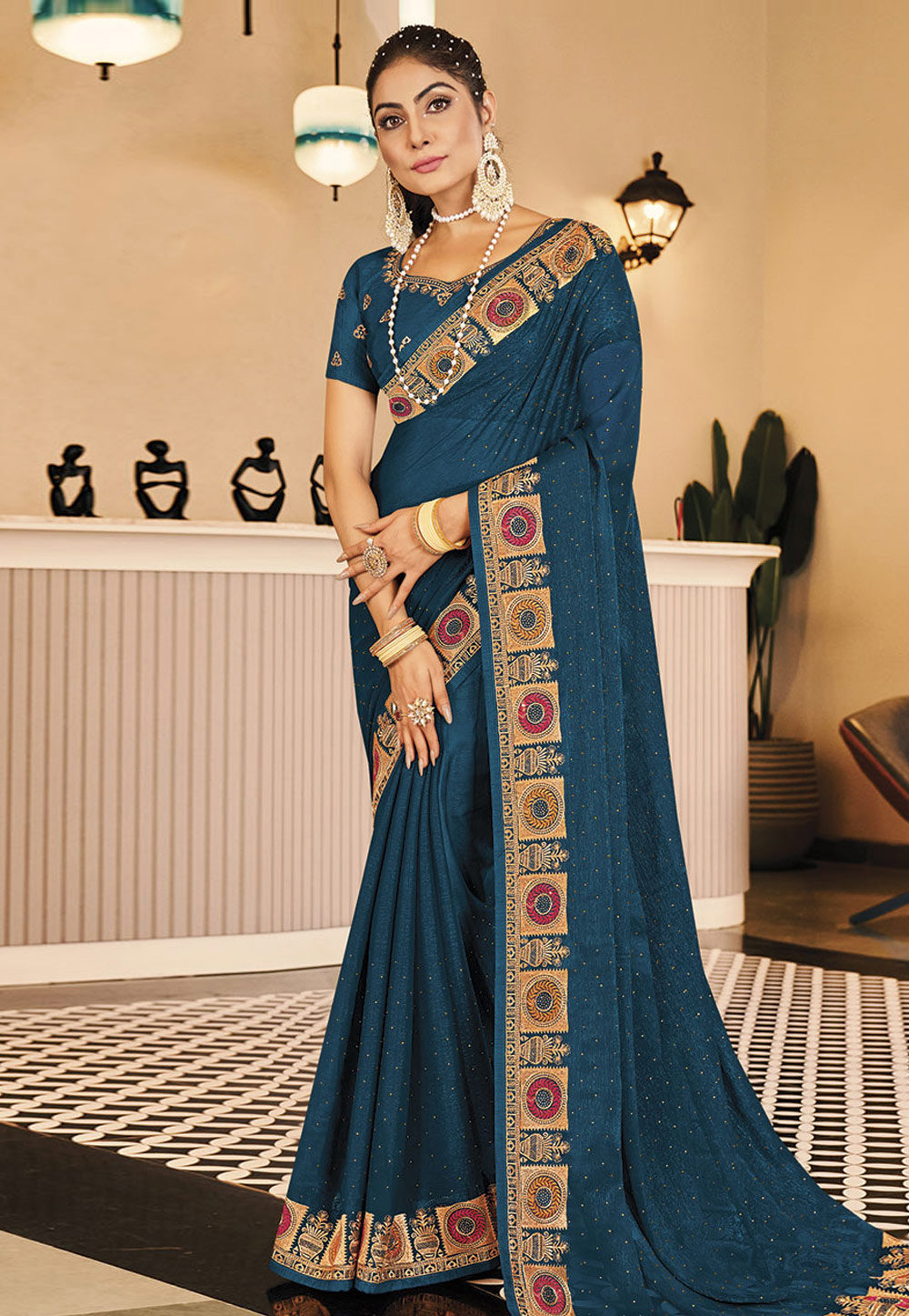 Teal Shimmer Saree With Blouse 279564