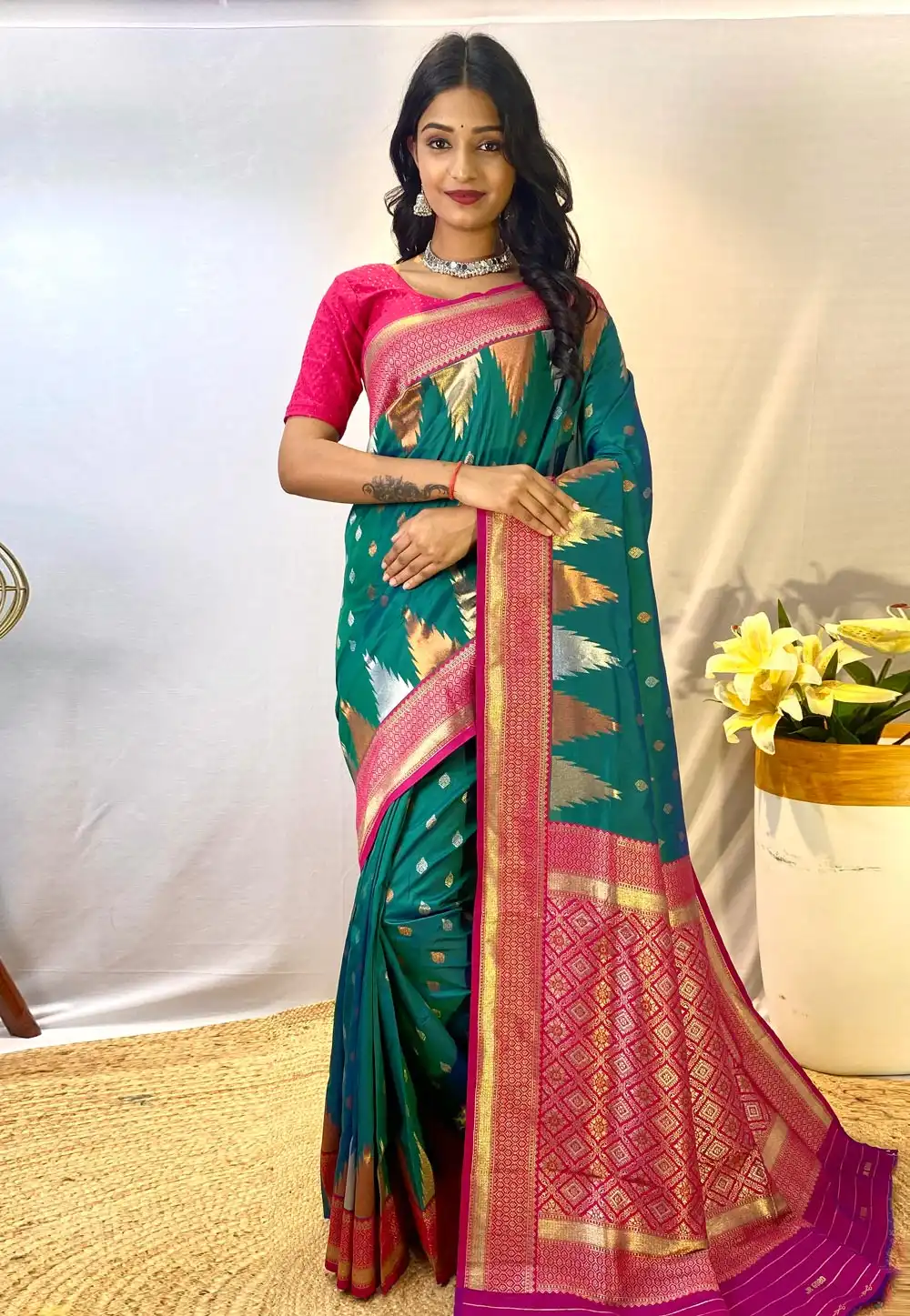 Teal Silk Saree With Blouse 295046