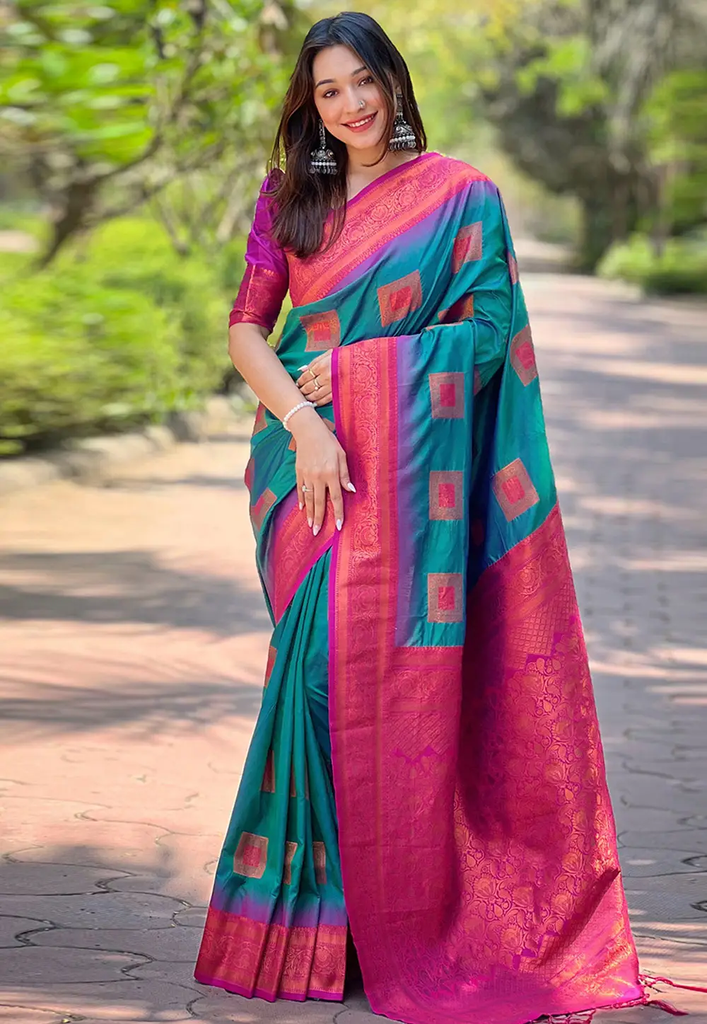 Teal Silk Saree With Blouse 296736