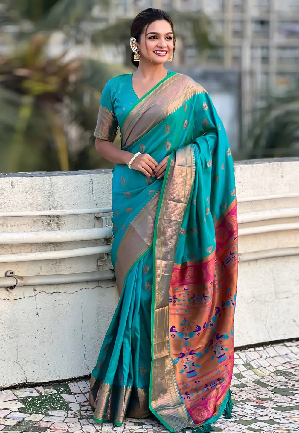 Teal Silk Saree With Blouse 298815