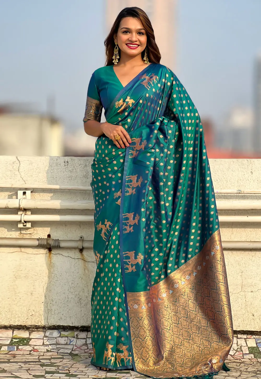 Teal Silk Saree With Blouse 303422