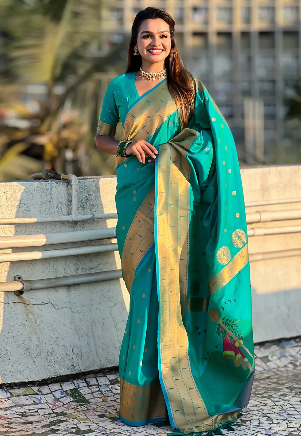 Teal Silk Saree With Blouse 303930