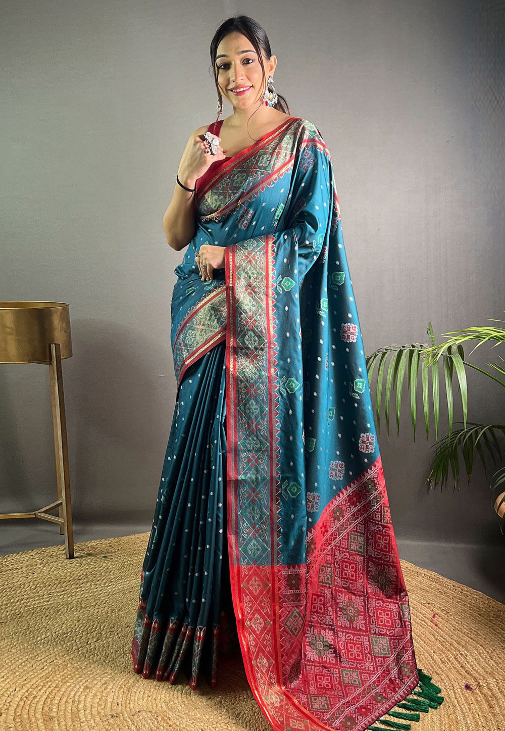 Teal Silk Saree With Blouse 287318