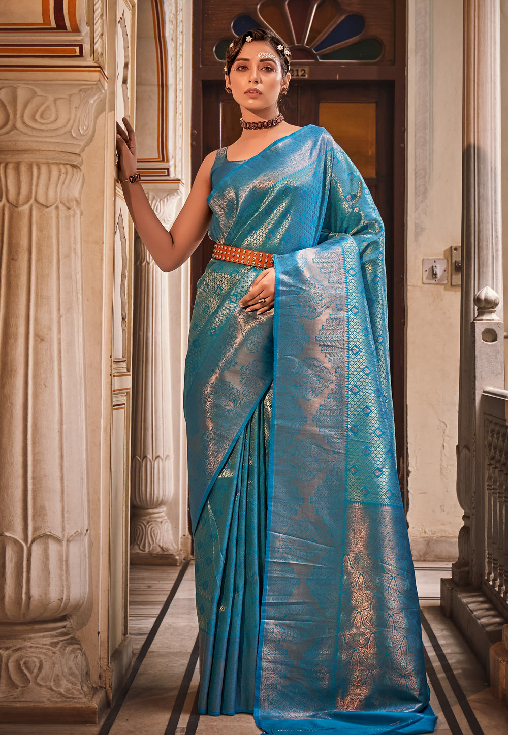 Turquoise Silk Saree With Blouse 285232