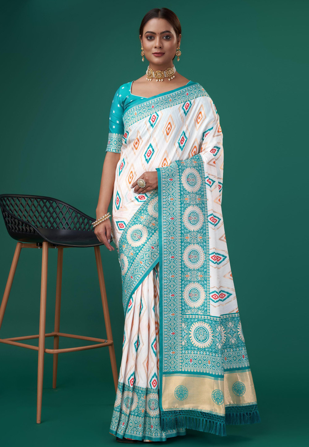 Turquoise Silk Saree With Blouse 282846