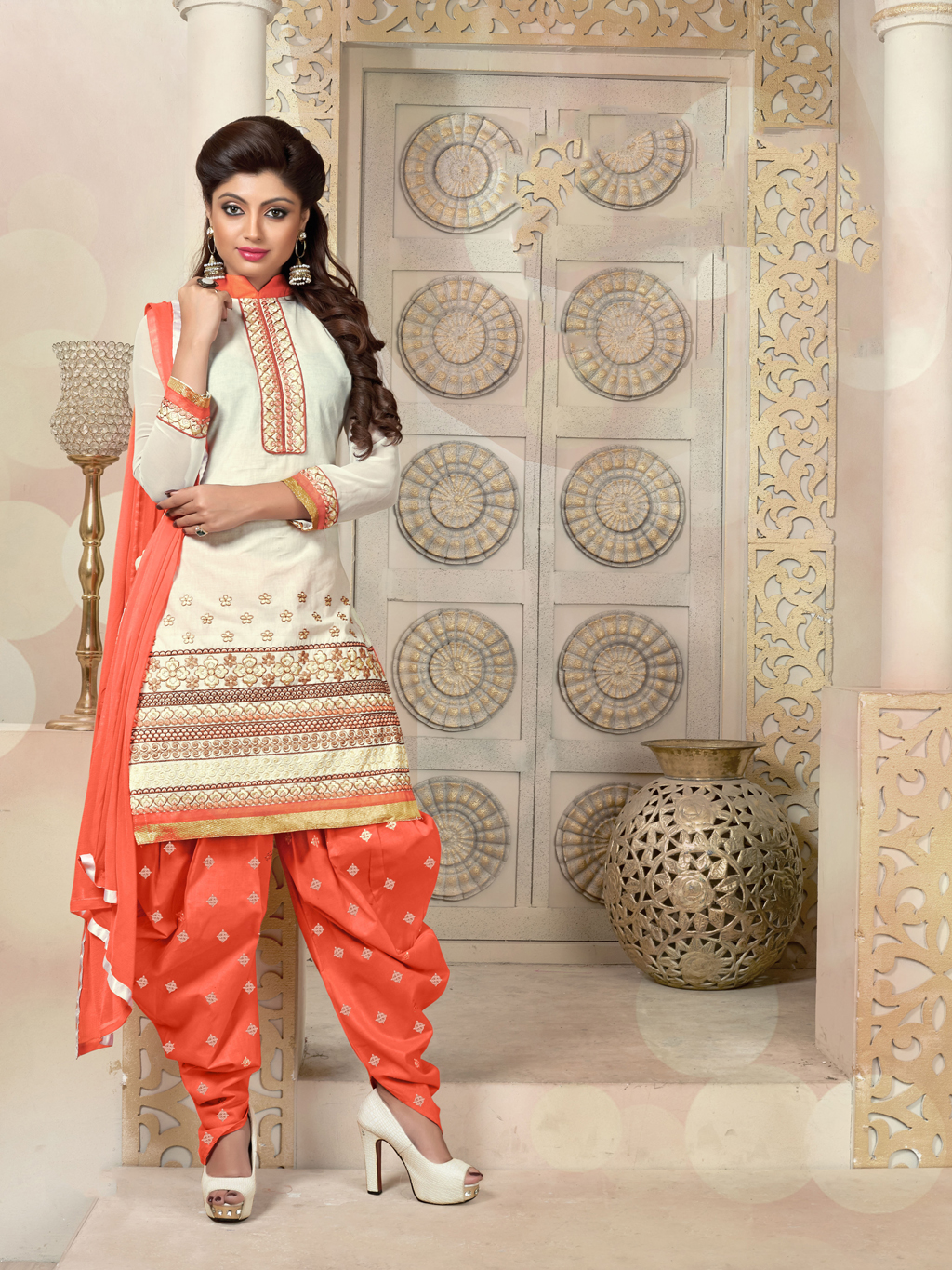 Off White Cambric Cotton Punjabi Suit 47281