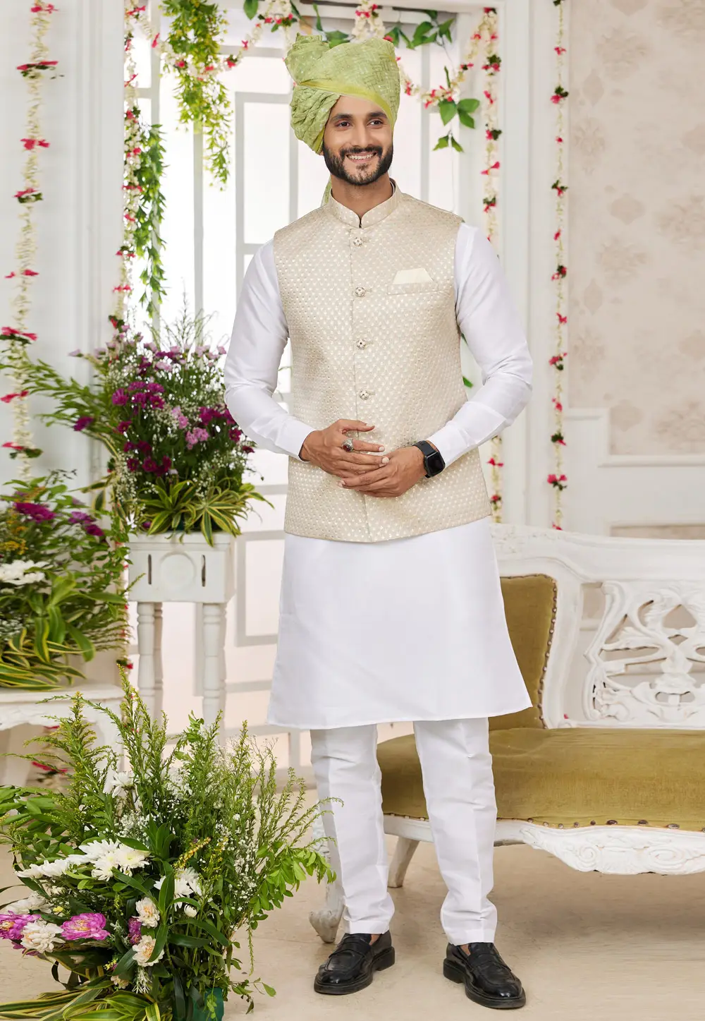 White Art Silk Kurta Pajama With Jacket 295257