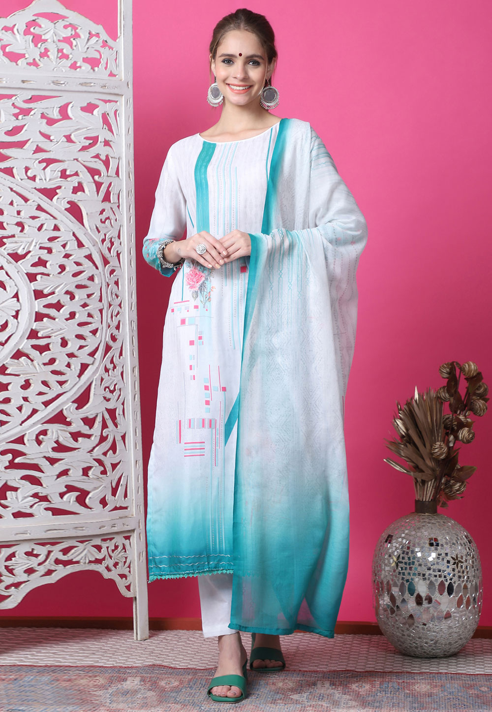 White Cotton Pakistani Suit 310094