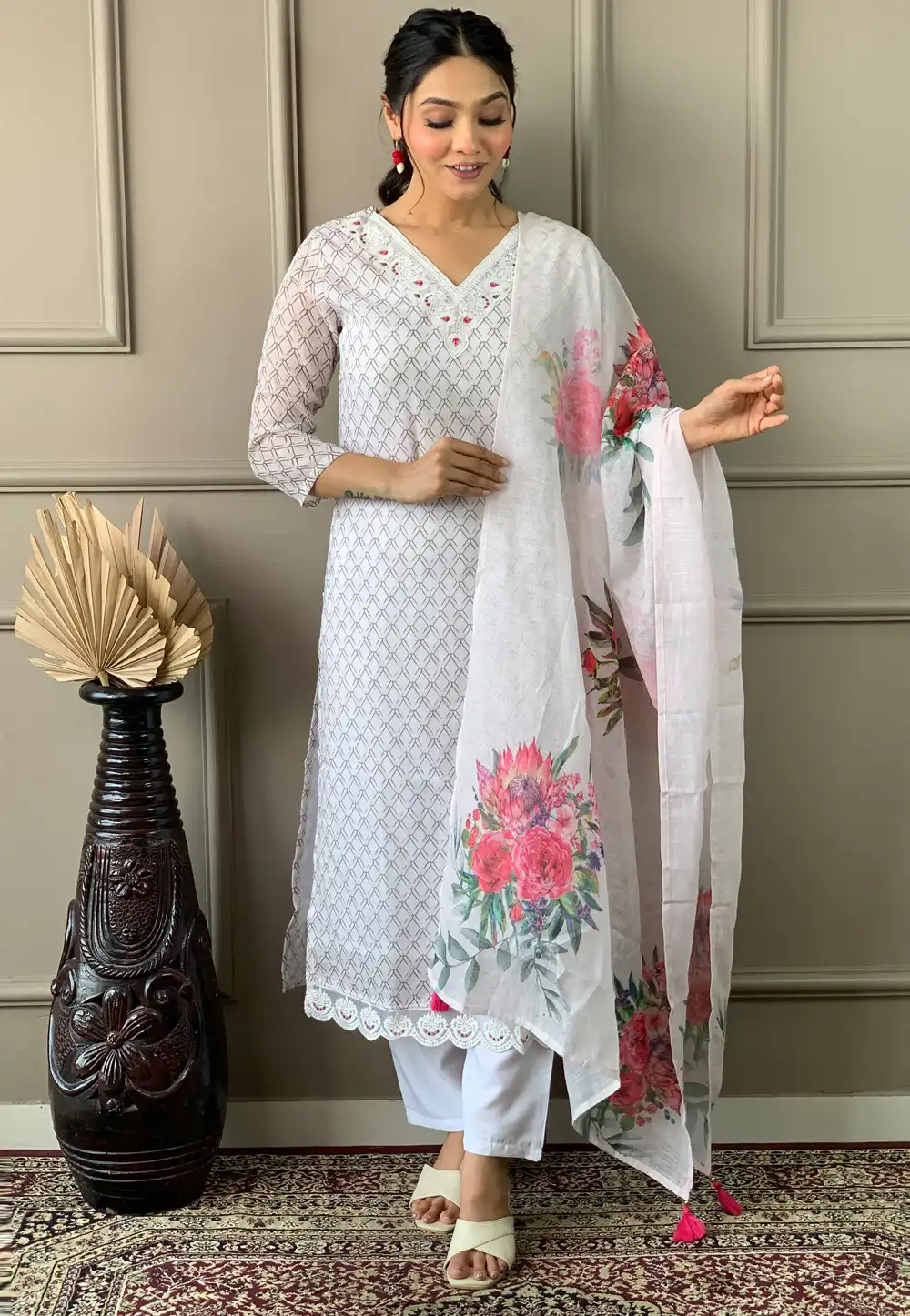 White Linen Readymade Pakistani Suit 293229