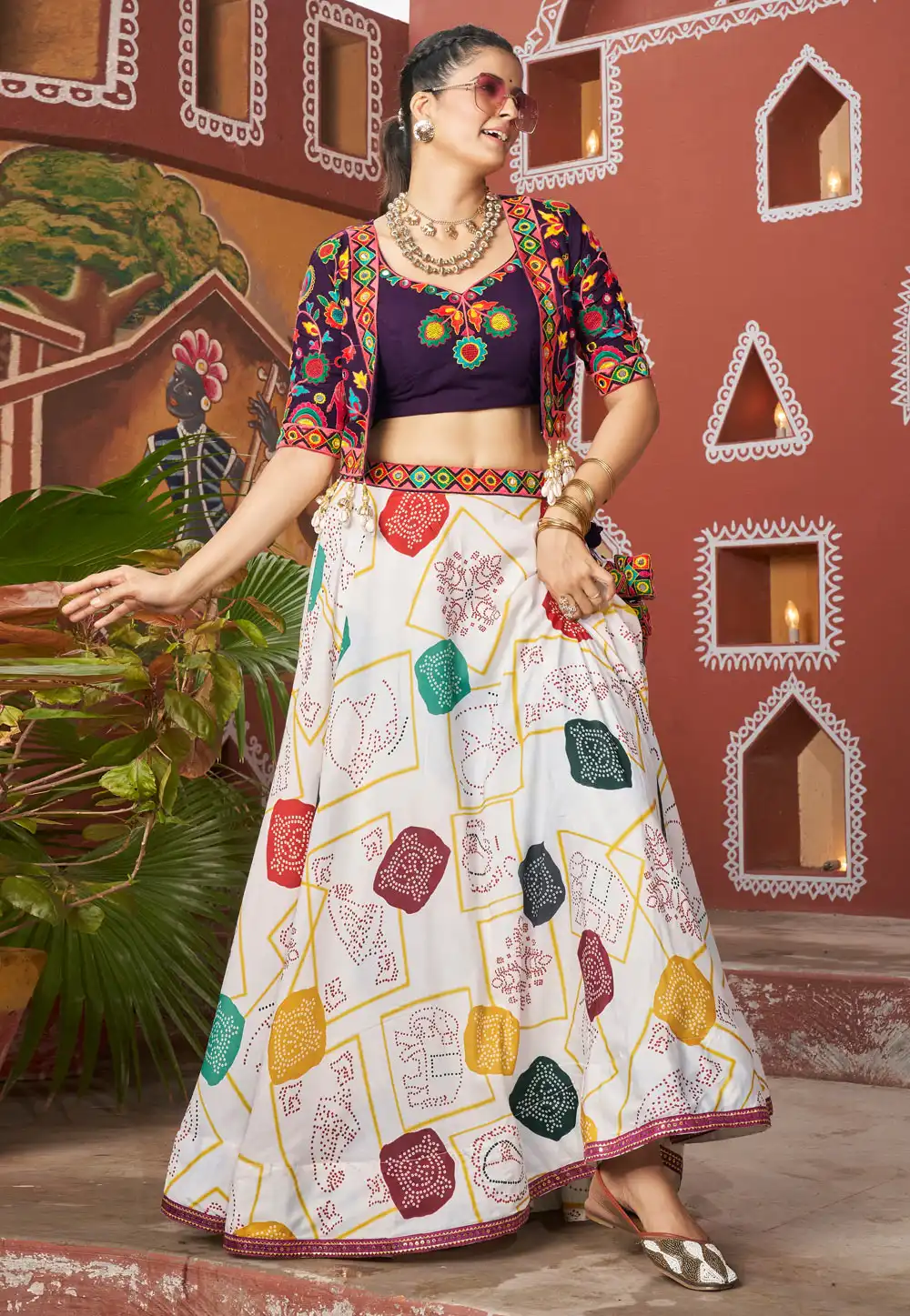 White Silk Navratri Chaniya Choli 294742