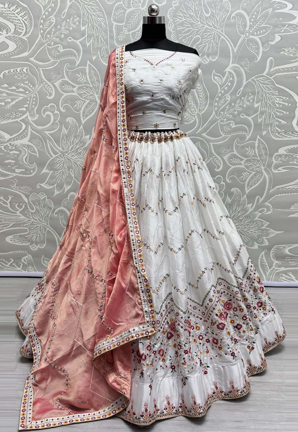 White Silk Wedding Lehenga Choli 285545