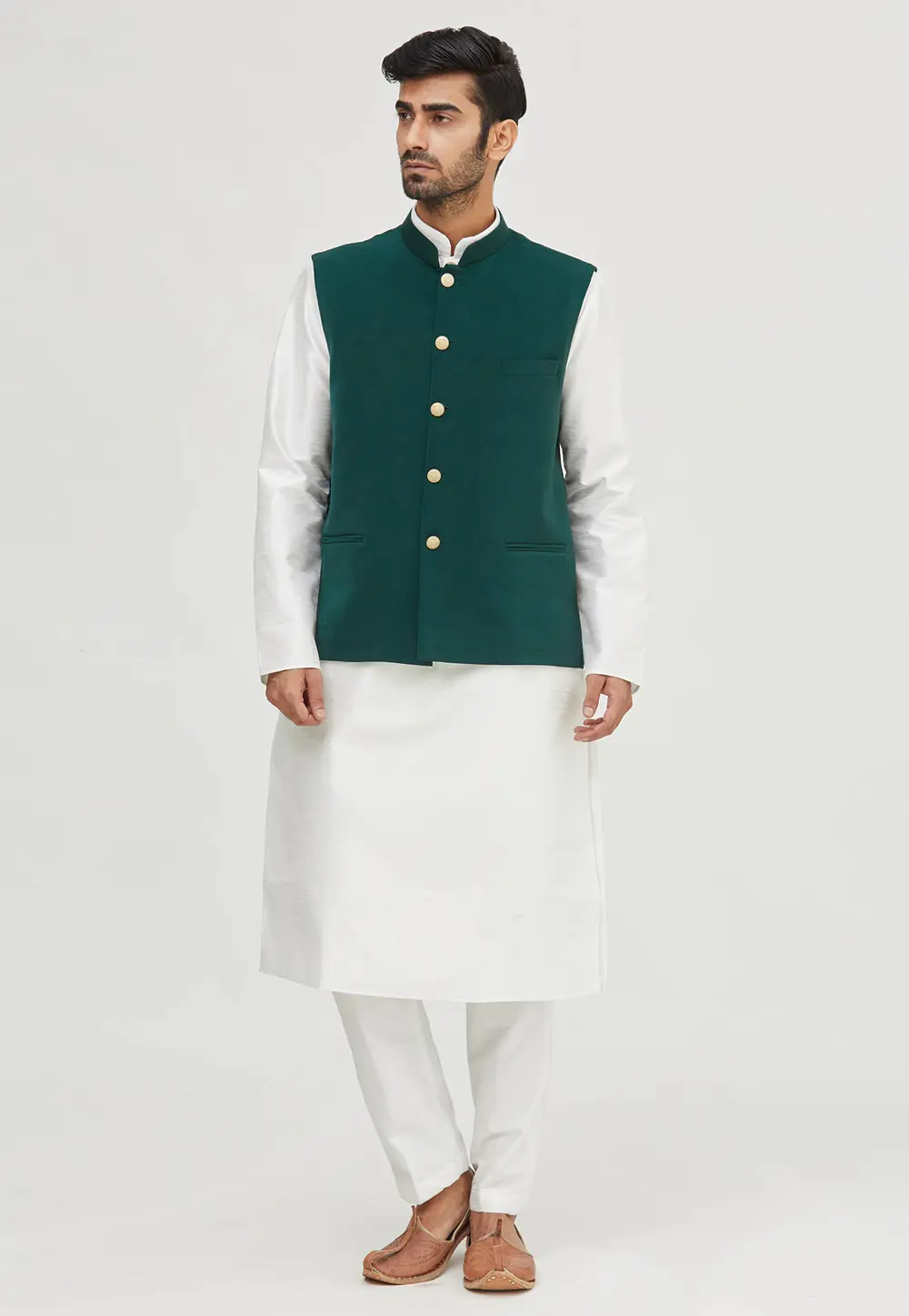 White Velvet Kurta Pajama With Jacket 300030