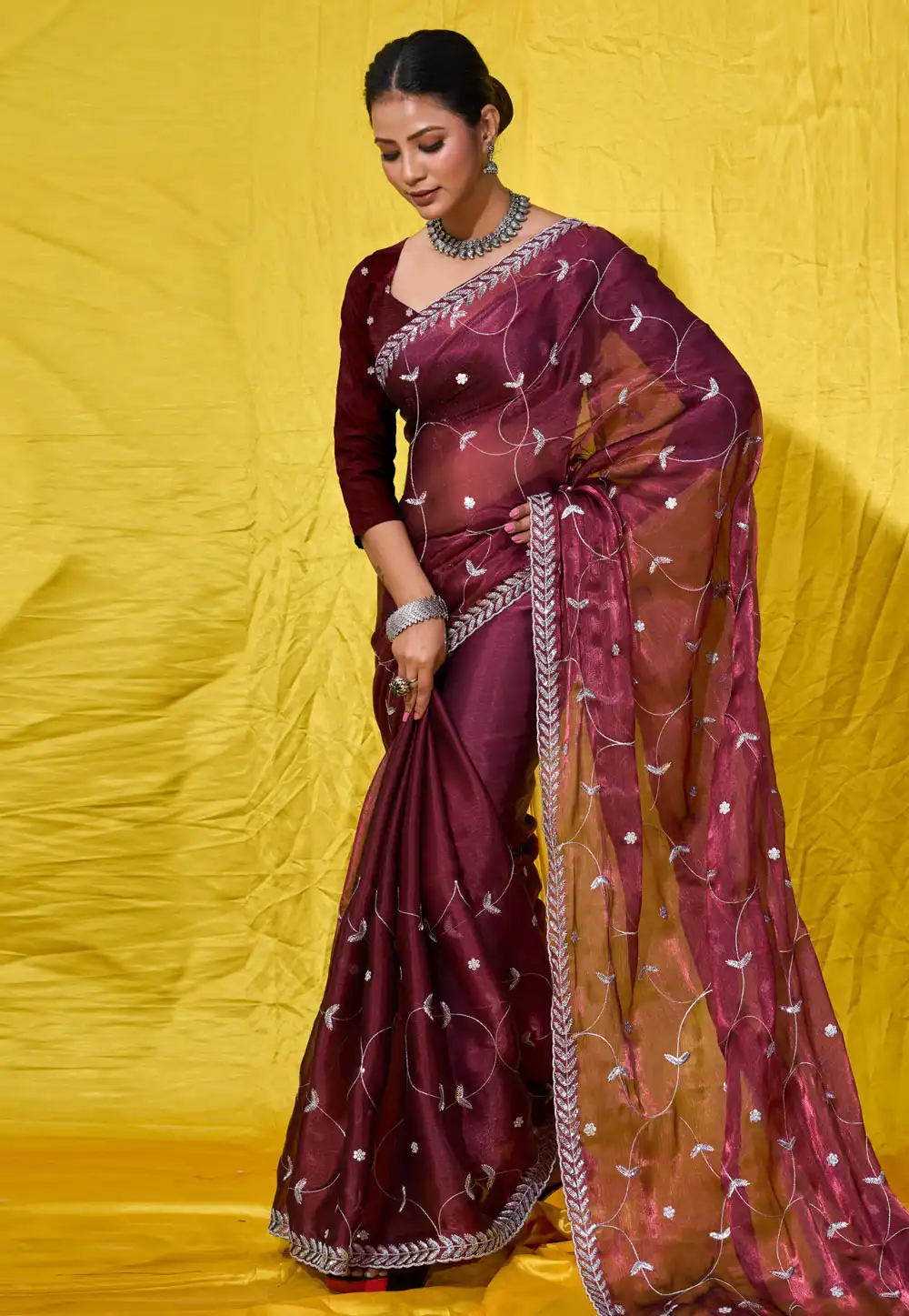 Wine Organza Saree With Blouse 289390