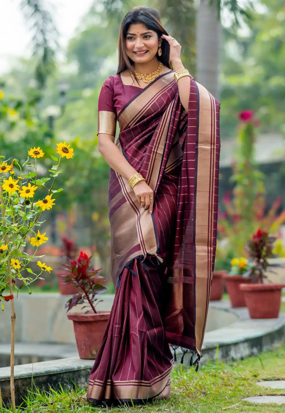 Wine Raw Silk Saree With Blouse 290847